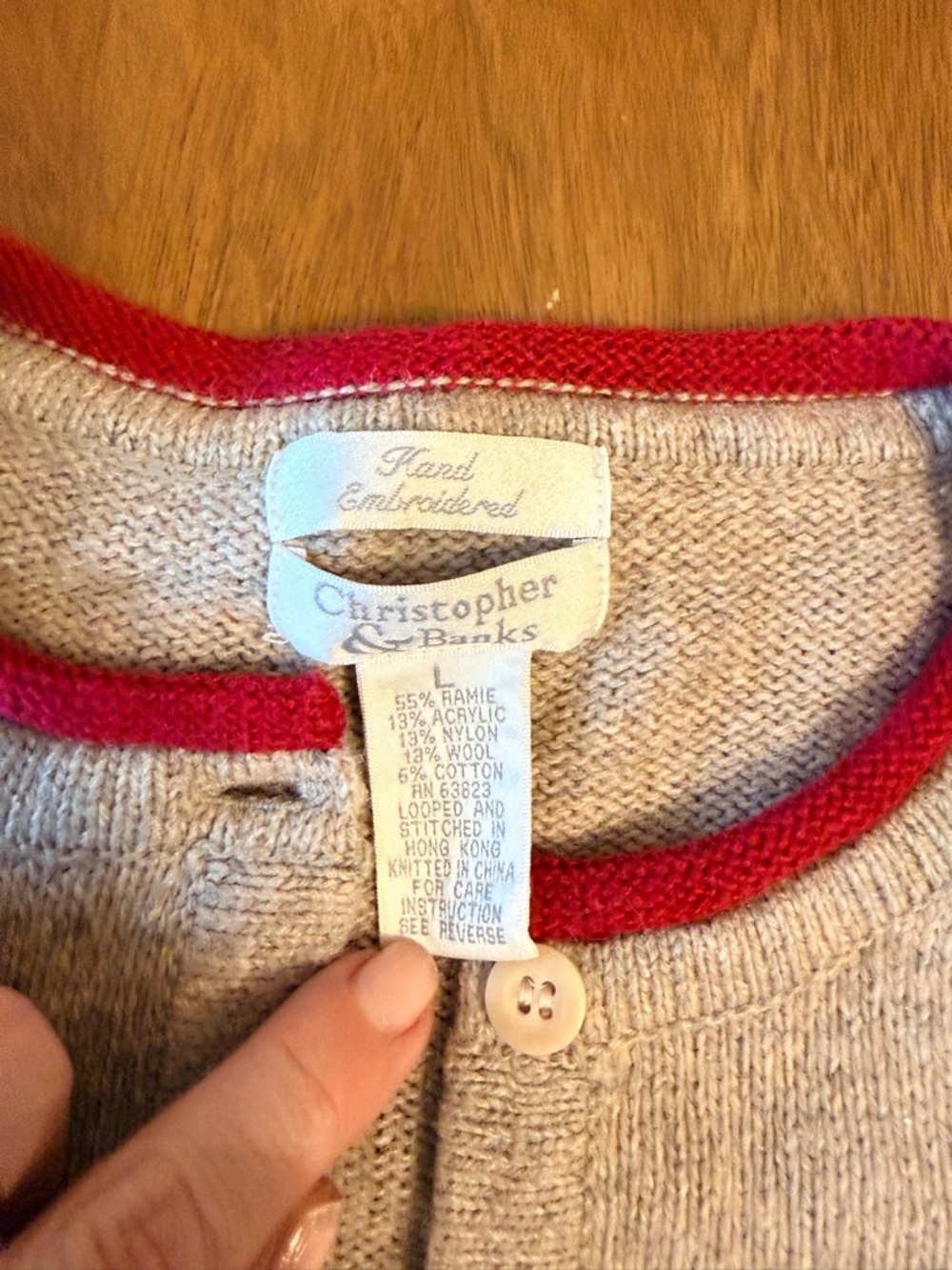 Vintage Cardigan Hand embroidered Christmas sweater berry holly snowflakes SzL - Picture 3 of 4